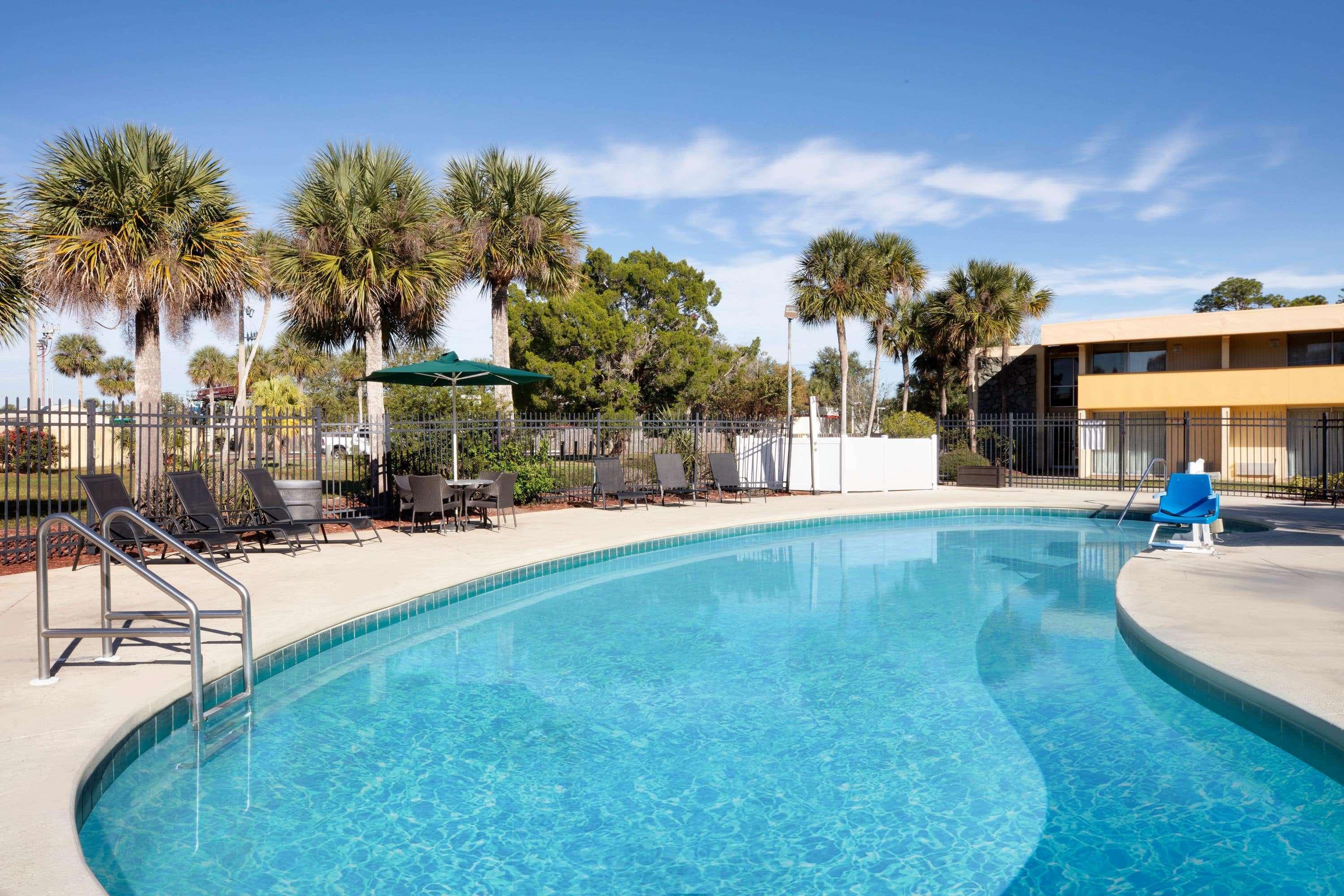 Baymont By Wyndham Daytona Beach - Intl Speedway Exteriér fotografie